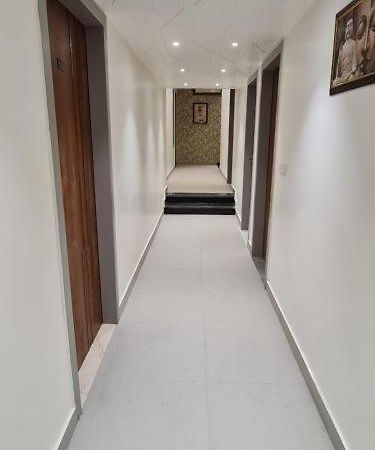 Hotel The Platform Near Us Embassy Chanakyapuri Delhi Ню Делхи Екстериор снимка