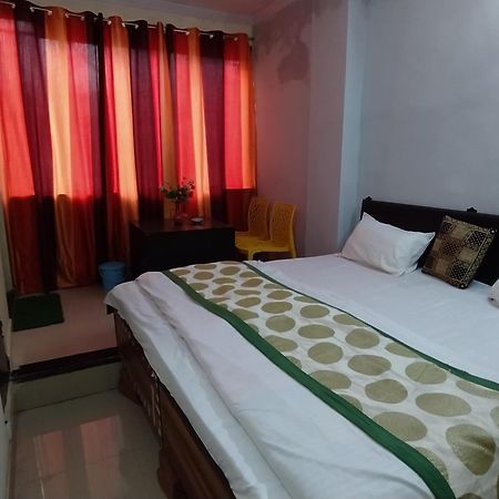 Hotel The Platform Near Us Embassy Chanakyapuri Delhi Ню Делхи Екстериор снимка