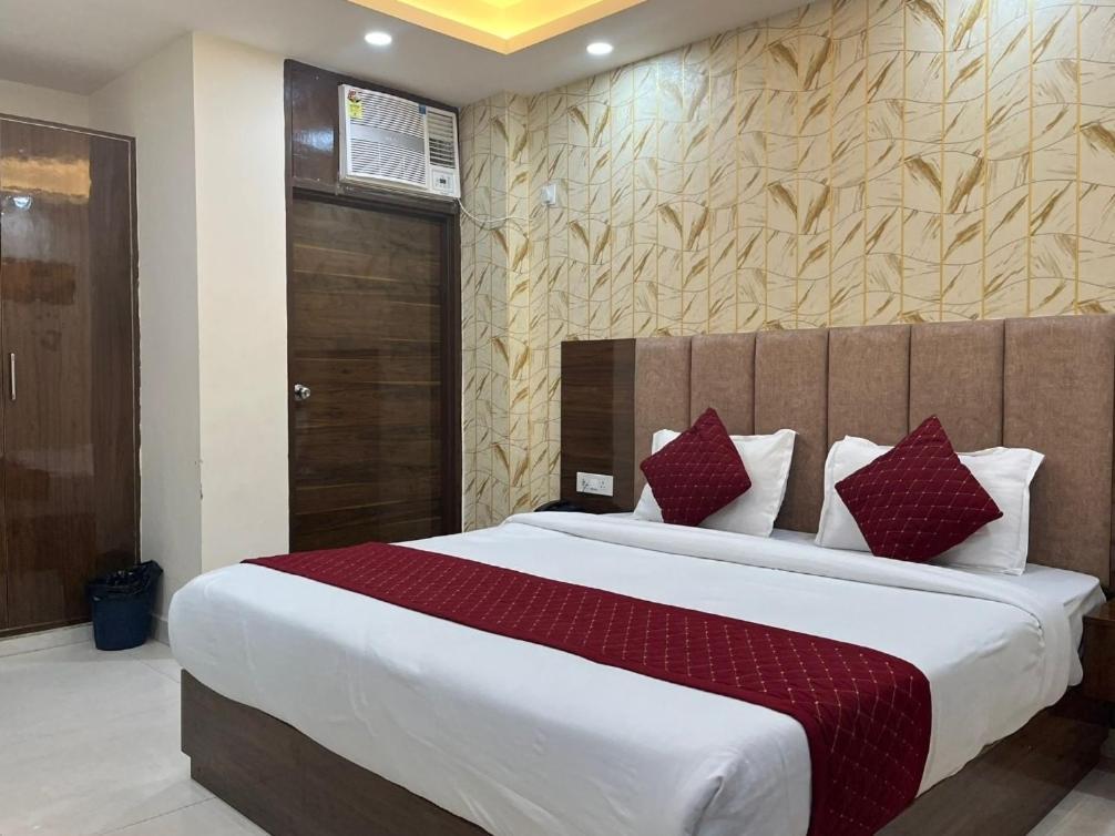 Hotel The Platform Near Us Embassy Chanakyapuri Delhi Ню Делхи Стая снимка