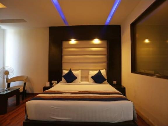 Hotel The Platform Near Us Embassy Chanakyapuri Delhi Ню Делхи Екстериор снимка