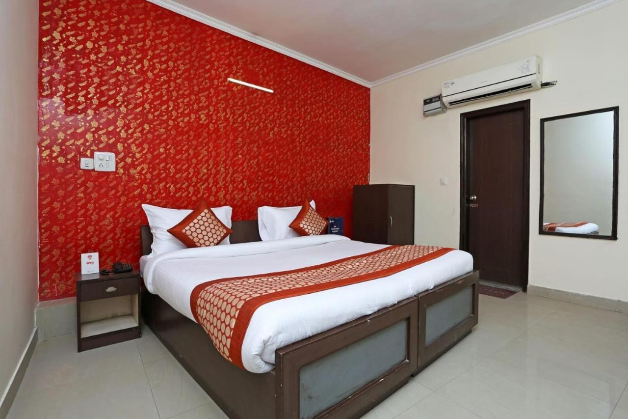 Hotel The Platform Near Us Embassy Chanakyapuri Delhi Ню Делхи Екстериор снимка